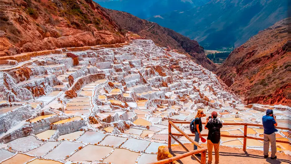 Aventura en Cuatrimotos: Explorando Moray y las Salineras de Maras